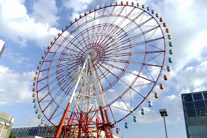 Ferris wheel 100m